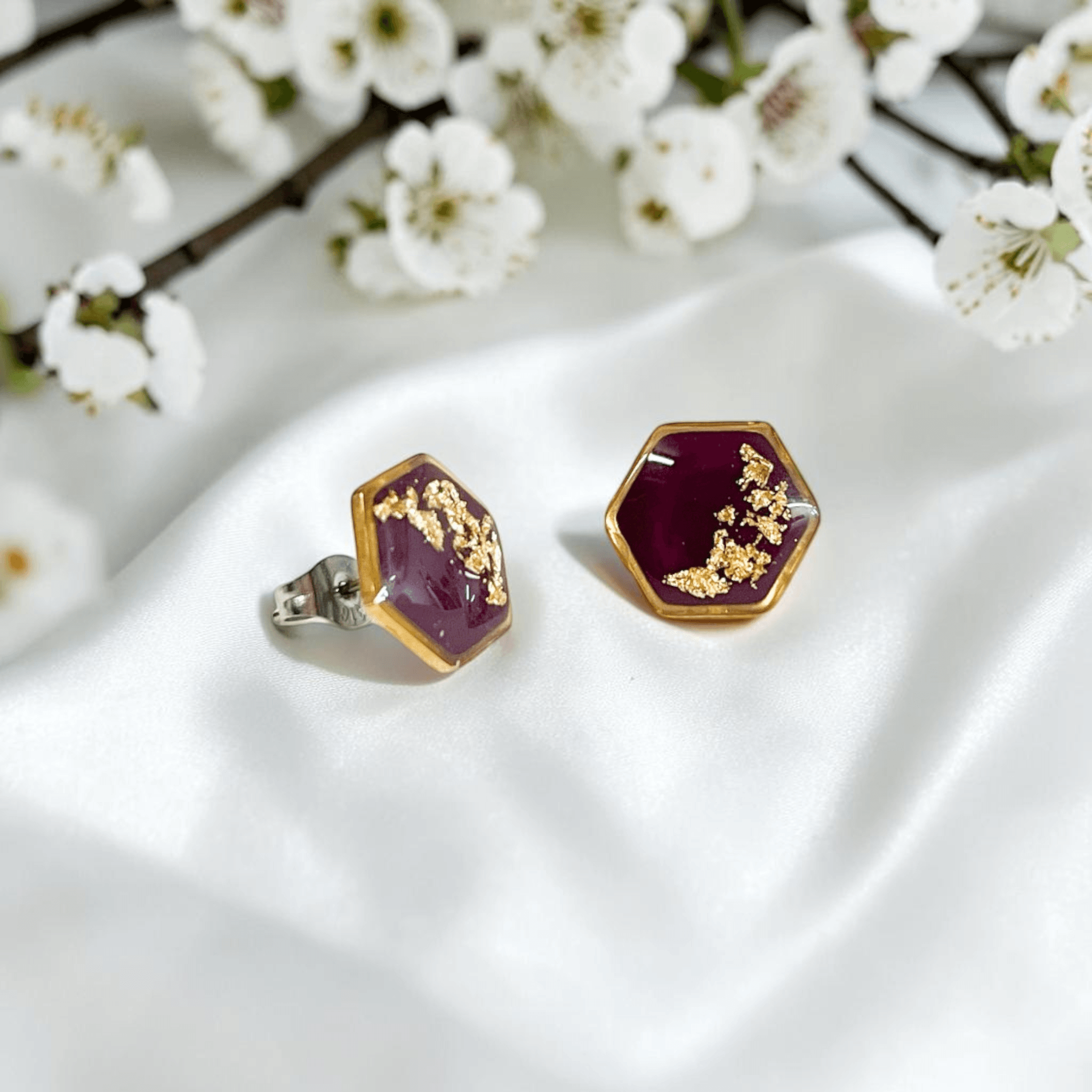 Boucles d'oreilles Pénélope puces bordeaux