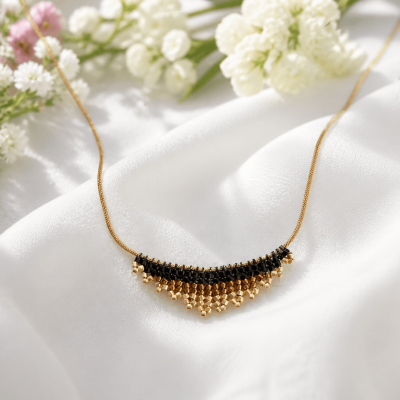 Collier Iris tissé à la main noir