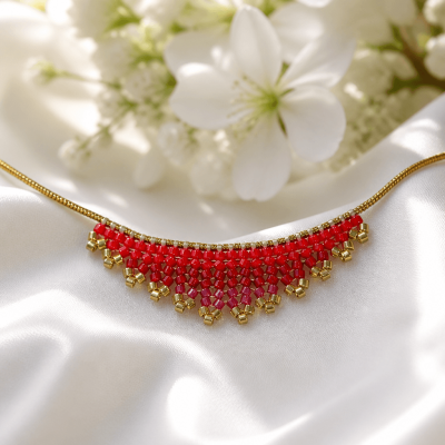 Collier Iris tissé à la main rouge